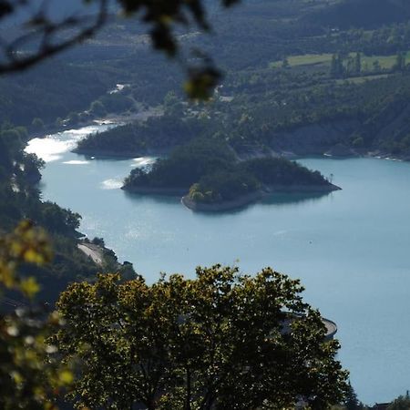 Comps Sur Artuby, Le Tilleul Et Le Four, Jabron Экстерьер фото